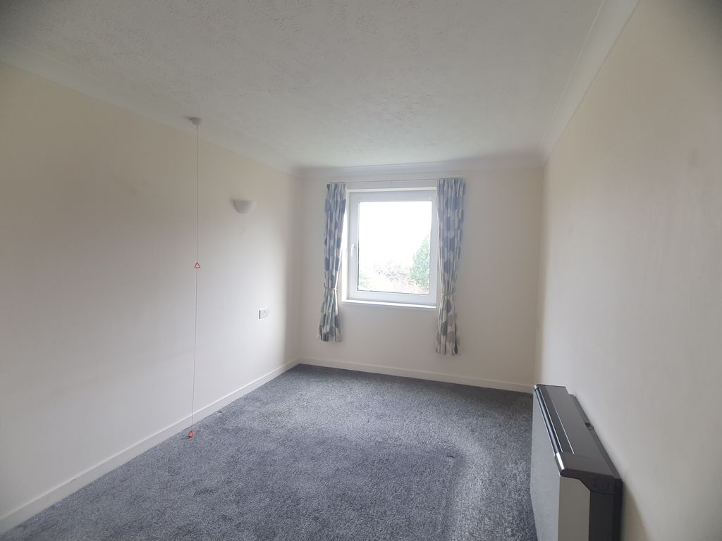 Photo 9- click for photo gallery